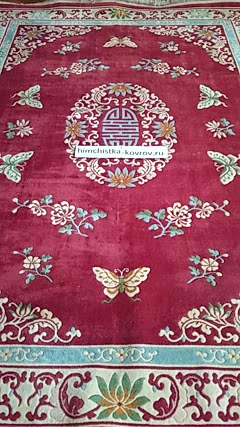 Толстый шерстяной ковер