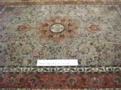 Иранский ковер - химчистка на фабрике люкс