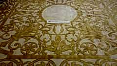 Результат правильной чистки шерстяного коврового покрытия