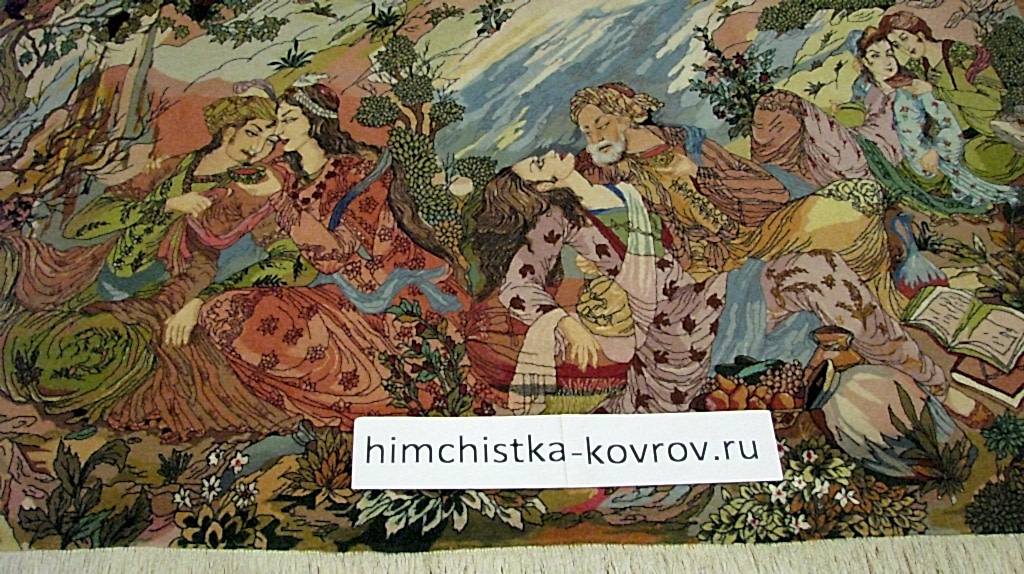 Почищенный ковер из шерсти